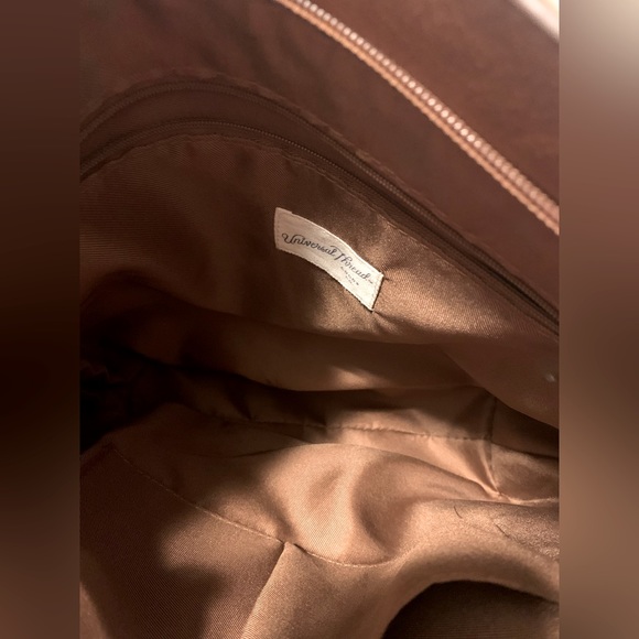 Universal Thread Leopard Print Crossbody bag - Picture 4 of 6